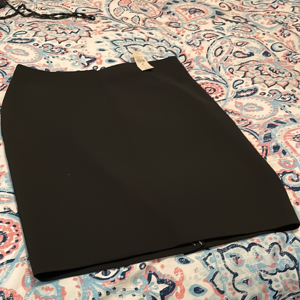 LOFT Black Pencil Skirt 8P